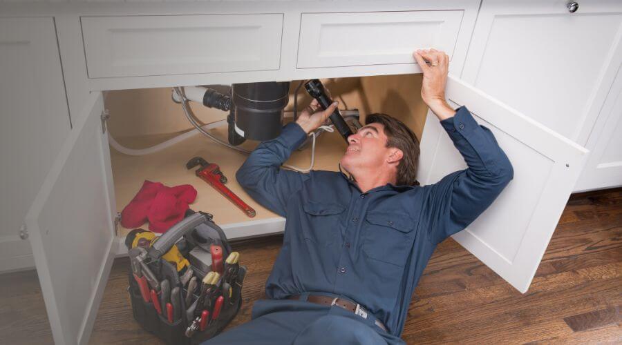 Local tankless water heater installation in Warrensburg, IL